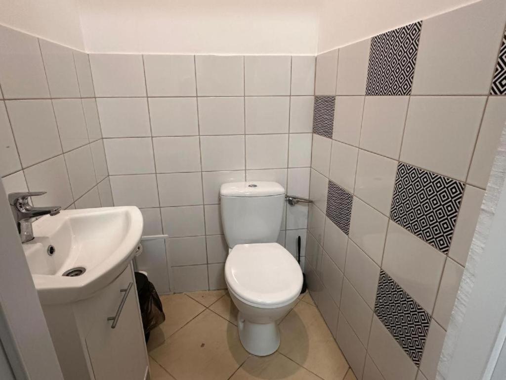 פוזנן Golebia 4 Rooms מראה חיצוני תמונה